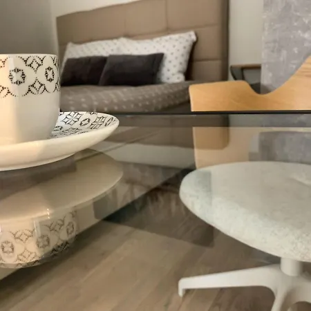 Dm Apartment *